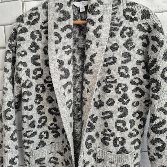 Time And Tru Ladies Gray Leopard Print Open Front Cardigan Sweater Shawl Collar - Picture 2 of 5
